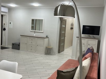 По добрво Двокімнатна студія люкс в центрі міста Миколаїв