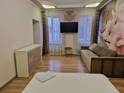 Подобово Центр Оперний через дорогу до 4х осіб Львів