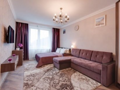 Погодинно 1-к квартира біля метро Позняки, Мишуги 12 Киев