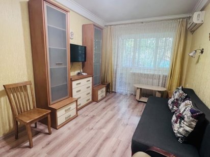 Квартира возле парка Горького .Посутоно Одеса