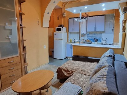 В центрі міста, дуже тепла квартира, жд вокзал, ДЕРИ Одеса