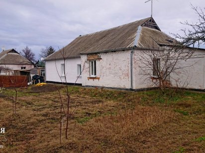 Продам полдома на Заречье.Все коммуникации.Почти закончен кап.ремонт.