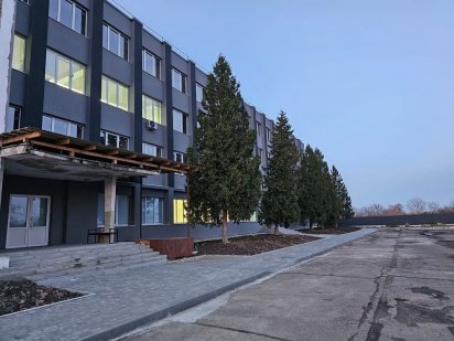 Просторі приміщення в адміністративно-виробничому корпусі Калуш