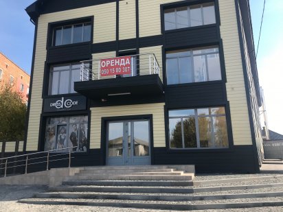 Оренда торгових та офісних приміщень. Центр!!! Прилуки