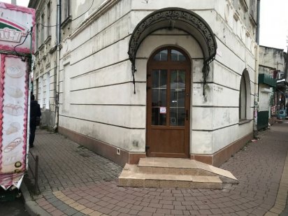 Здам в оренду магазин Стрий