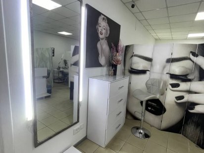 Оренда  офісн.прим. Місце майстра Перукар і  Манікюр Умань