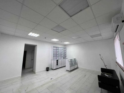 Оренда великого комерційного приміщення Шепетівка