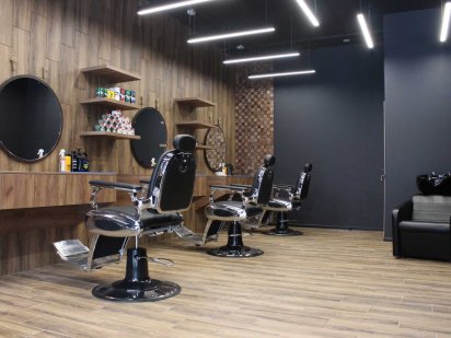 Оренда перукарського/манікюр крісла Буча