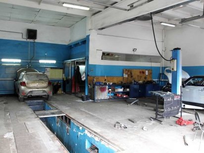 Гараж з ямою,  площею 152,1 кв.м. по проїзду Галузевий,4 Кременчук