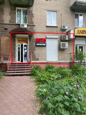 Продажа комерційного приміщення на вул Робоча 170. Червона лінія з окремим входом. - фото 1