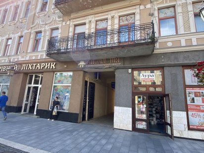 Оренда комерційного приміщення 50 кв.м в самому центрі міста Ужгород