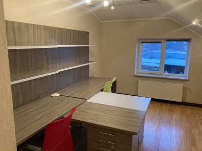 Оренда офісних приміщень вул.Соборна 444а Рівне