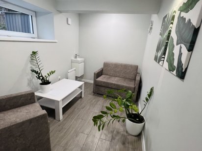 Здається в оренду кабінет (для людей що працюють онлайн) Ужгород