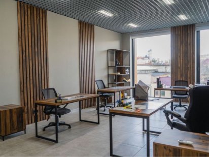 Здається в оренду офіс в бізнес-центрі F23 Ужгород