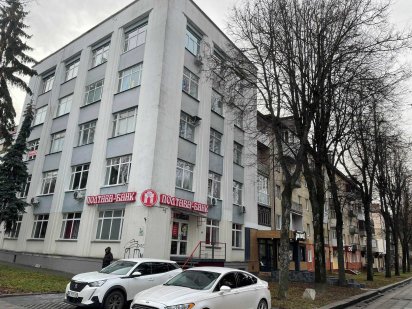 Ореда Офісу в Цетрі (Опалення входить в ціну) Рівне