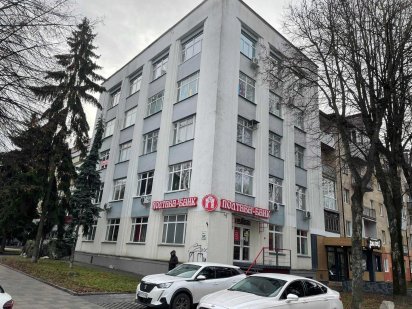 Оренда Офісу в Центрі (опалення входить в ціну) Рівне