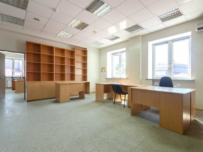 М. Житомирська 5хв. Офіс в БЦ по вул. Львівська. 34м2. Є генератор. Київ