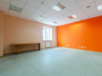 М. Житомирська 5хв. Офіс в БЦ. 32м2. Ціна–280 грн/м2  Є генератор. Київ