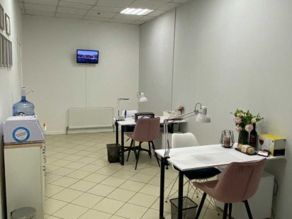 Здається місце майстра манікюру в аренду на 15/30 днів, Лівобережний 3 Дніпро