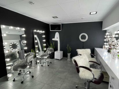 Оренда робочого місця в салоні. Є резервне джерело живлення ! Перукар, Вінниця