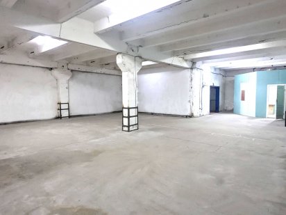 Оренда складу 213 м2, 1-й поверх з рампою. Від власника Київ