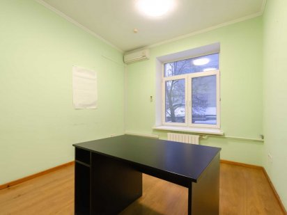 Офіс в БЦ по вул. Щекавицька. 17м2. Місяць оренди безкоштовно! Киев