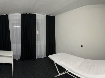 Ищу сменщицу , помощницу , либо сдам в аренду Днепр