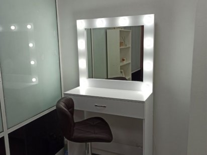 Оренда робочого місця для майстра макіяжу Винница