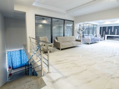 Без комісії. Центр. VIP приміщення. Фасад. М. Звіринецька. 579м2 Київ