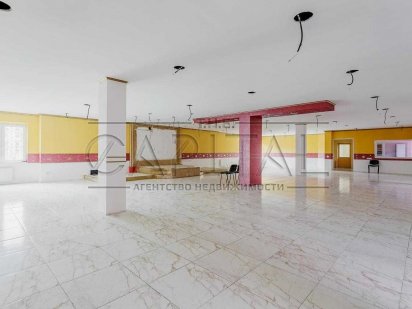 Оренда 386м проспект Червоної Калини 68А Киев