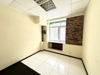 Сдам офисное  помешение Сечевых Стрельцов Артема Ильича Дніпро