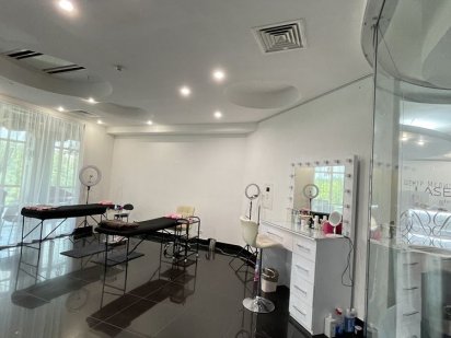 Оренда місця, кушетка для майстра перманенту в центрі міста Винница