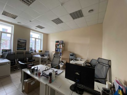 Оренда офісу 27,1 кв.м., ст.м. Олімпійська, БП Європасаж, Центр Київ