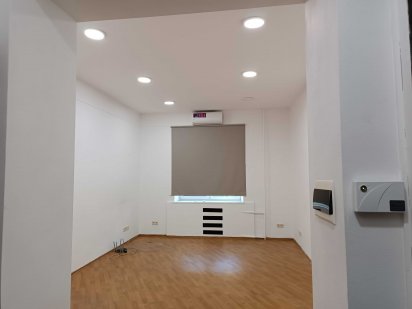 Здам в оренду офіс в центрі Києва вул, Інститутська ,від господаря 33м Киев