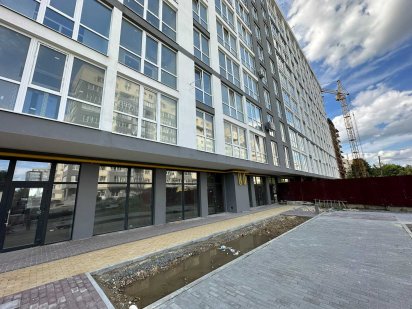 Оренда фасадного приміщення на вул. Тернопільська. 62кв.м. Львів