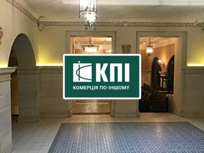 Оренда фасаду 200 м2 пл. Ринок у Галицькому районі Львів