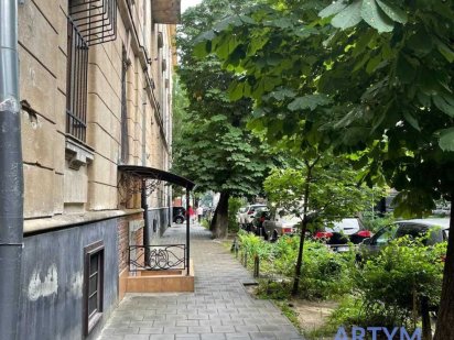 Оренда комерційного приміщення по вул. Леонтовича Львів