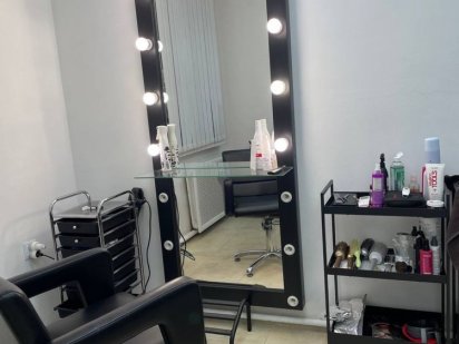 Аренда место парикмахера Нивки Киев