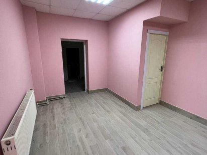 Аренда мегадешёвого помещения с площадкой на 2-м этаже и свой вход! Харків