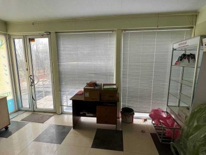 Сдам помещение 70м2 Салтовка 1-й этаж отдельный вход и проходняк! Харків