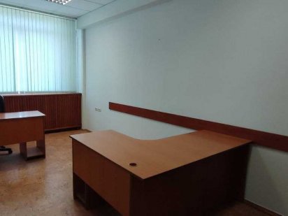 Офіс 21 кв.м  в Бізнес-Центрі м. Минська завжди є світло Київ