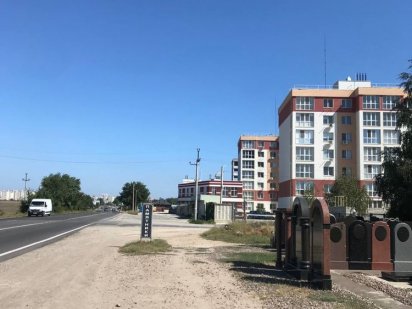 Сдам фасадную торговую площадку открытого типа Одеса