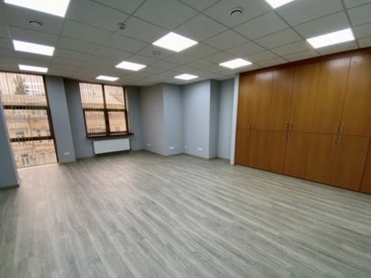 Сдам офис 220м.кв на Греческой площади по 15$м.кв Одеса