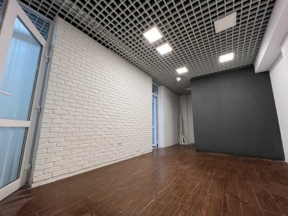 Оренда комерційного приміщення 48 м Власник! Окремий вхід з вулиці