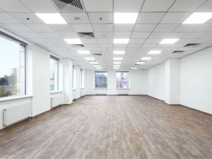 Здам в оренду офіс з окремим входом (фасад) Київ