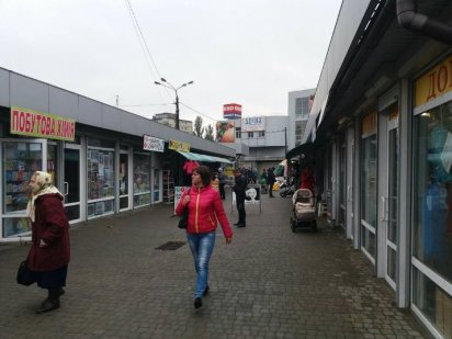 Оренда МАФ 12 кв.м., на ринке Десна. вул.Кибальчича 19в Киев