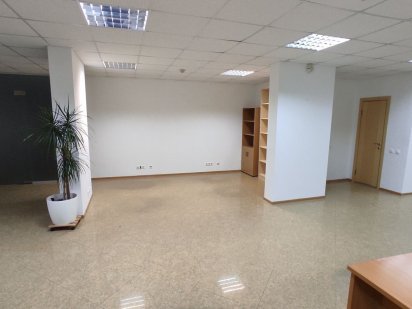 Здам в оренду офісне приміщення 106м2 на 1 поверсі Касіяна,2/1 Київ