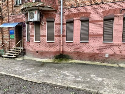 Сдам помещение в центре по ул. Ярослава Мудрого ( бывш. Петровского) Харьков