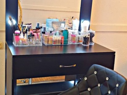 Сдам ПОЧАСОВО рабочее место бровиста, визажиста и т.п. Дніпро