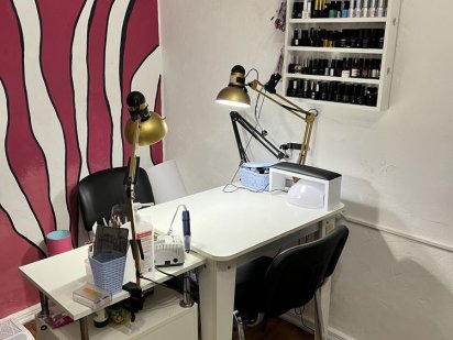 Аренда місця для майстра манікюру